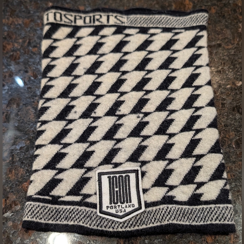 ICON 1000 Ultra Tube Scarf